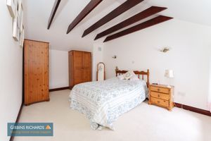 Bedroom- click for photo gallery